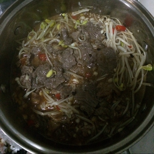 水煮牛肉 (正宗川味家常)