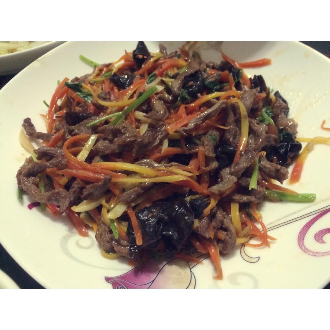 胡萝卜炒牛肉丝