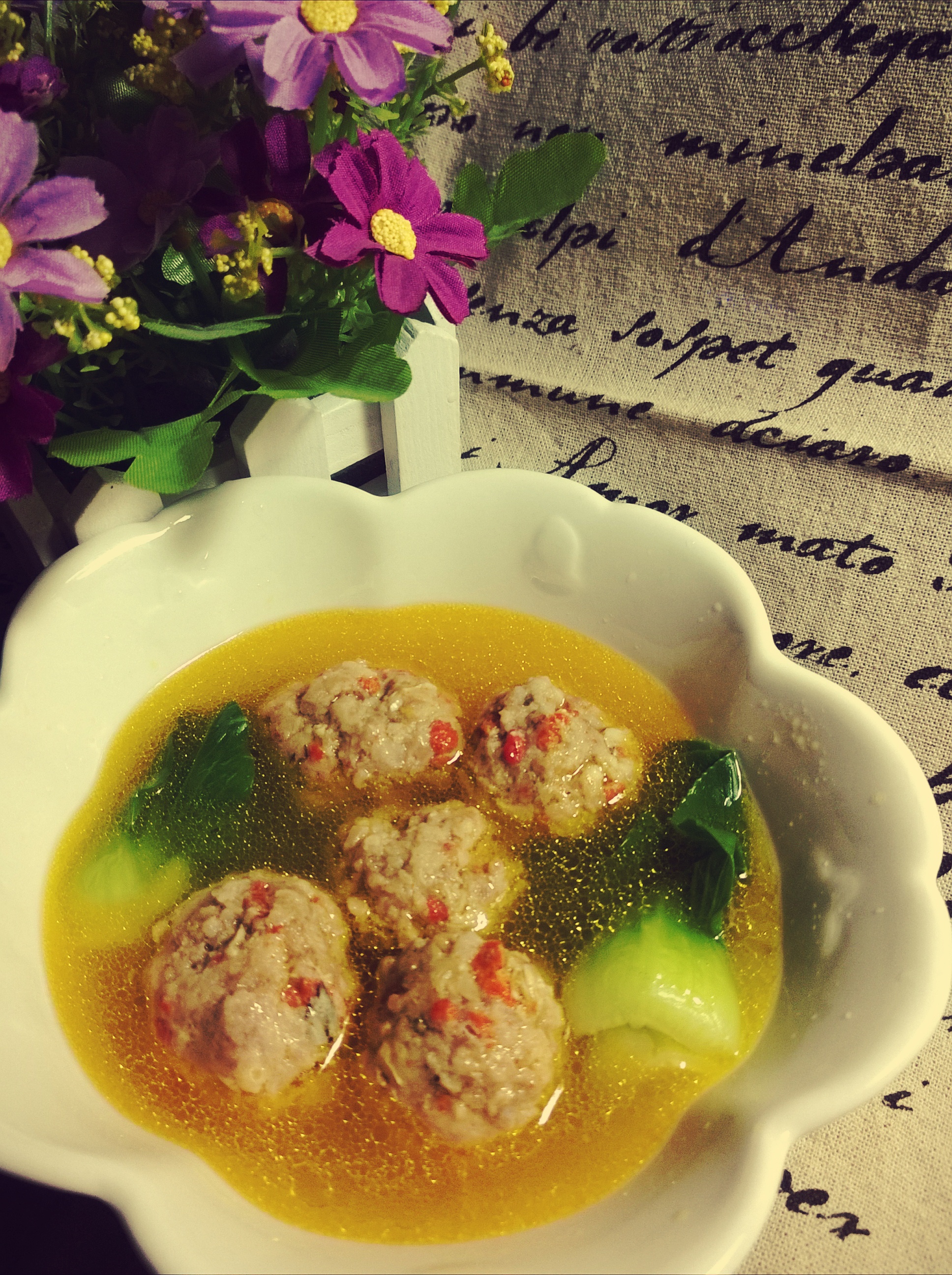 迷你一口蟹粉狮子头