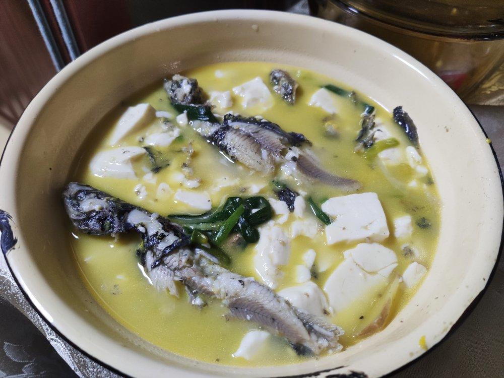 昂刺鱼豆腐汤（黄辣丁）