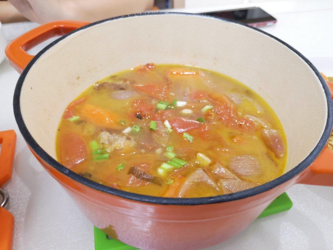 番茄土豆炖牛腩