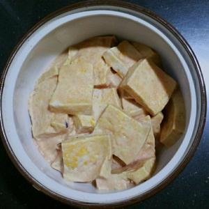 妈妈教做香辣鲜臭豆腐的做法 步骤5