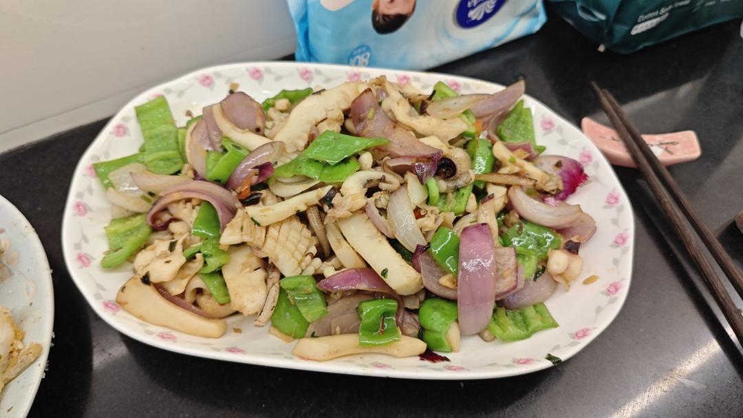 青椒洋葱炒鱿鱼