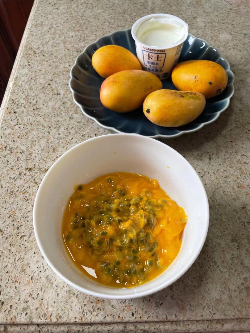 完爆任何水果味的百香果芒果雪糕