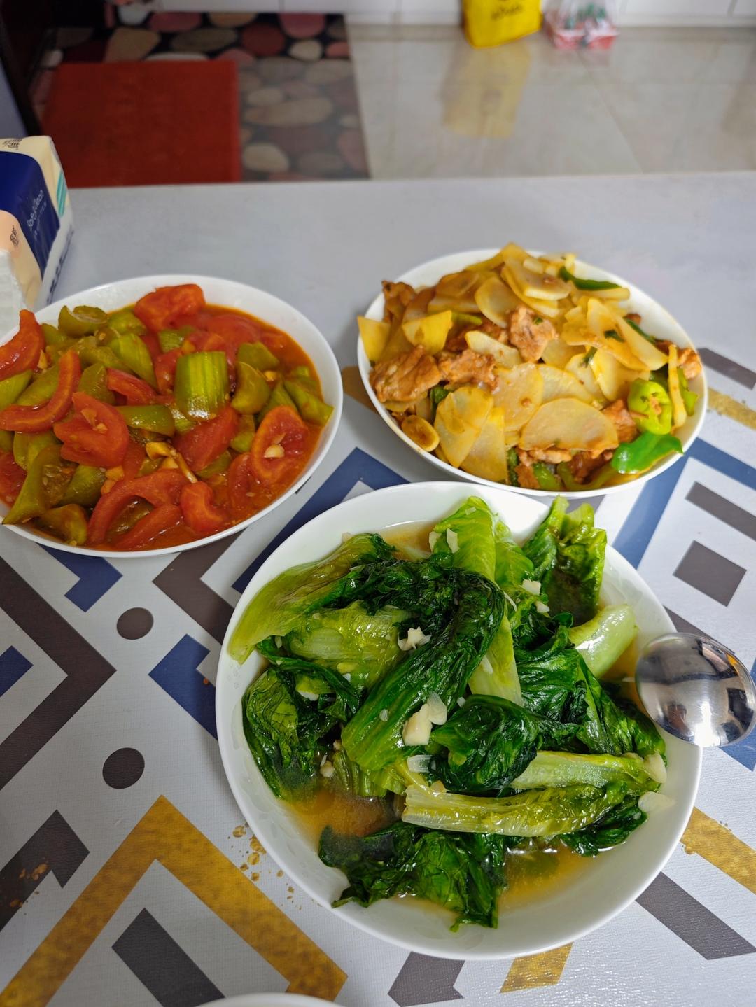 土豆片辣椒炒肉