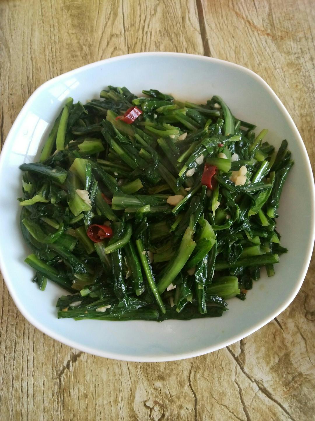 清炒油麦菜