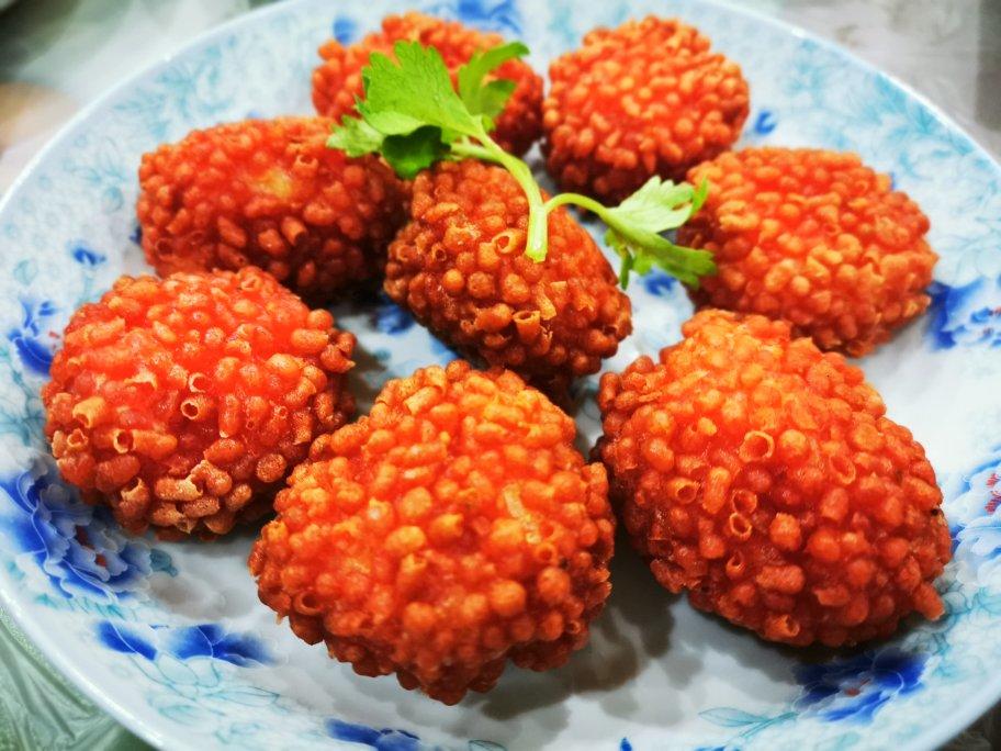 一骑红尘妃子笑～仿真荔枝球（附虾滑的做法）