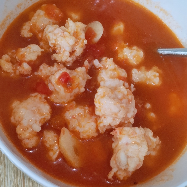 减脂期友好餐番茄虾滑汤的做法