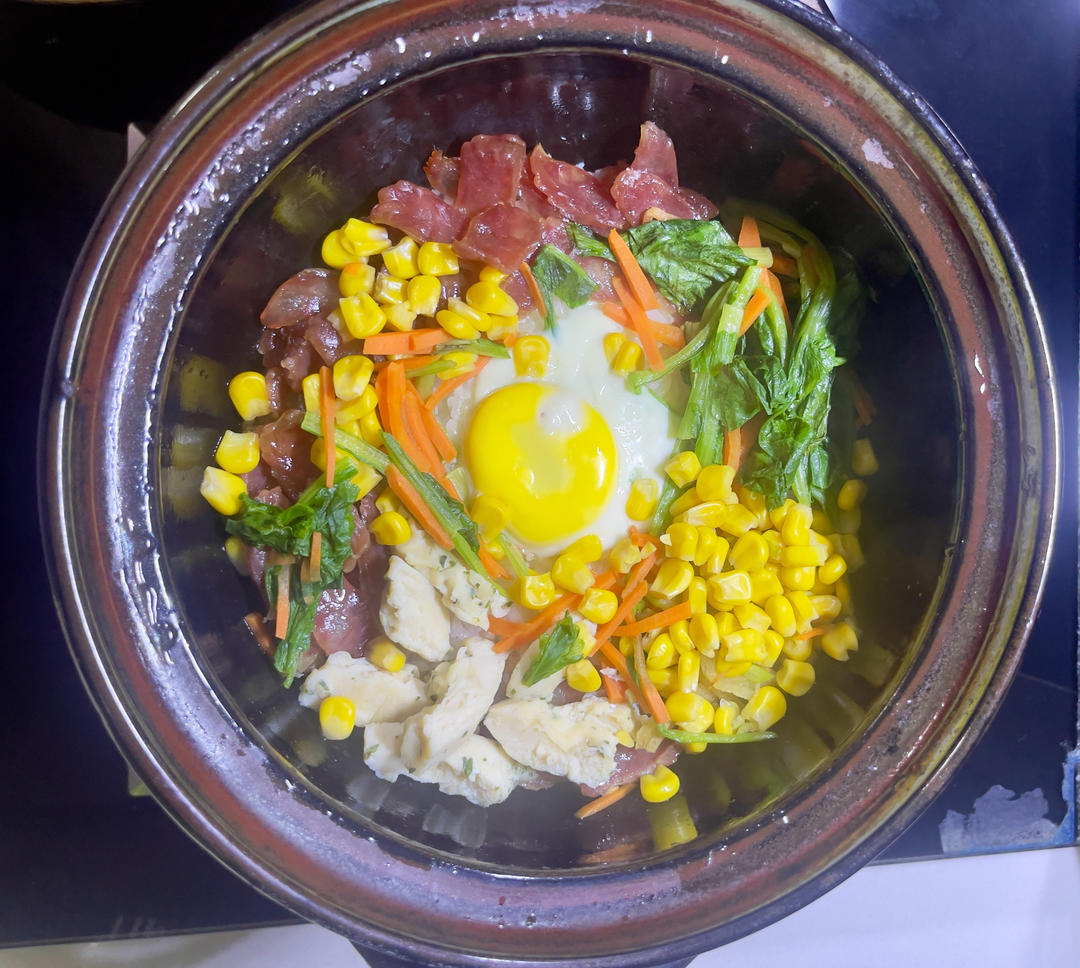 腊肠煲仔饭
