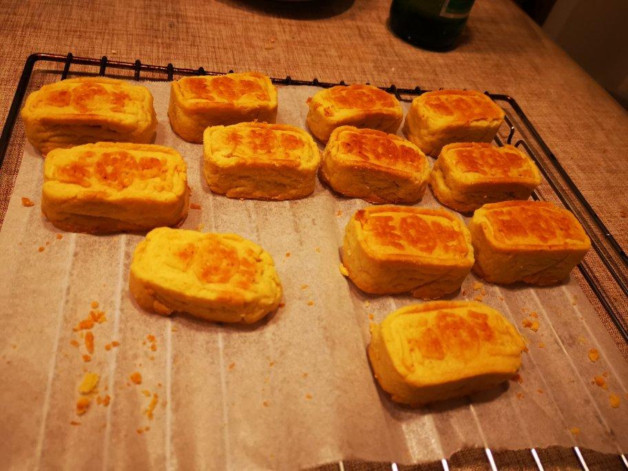 无需模具也能做出美味的土凤梨酥