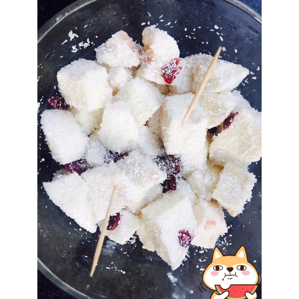 椰丝牛奶小方糕