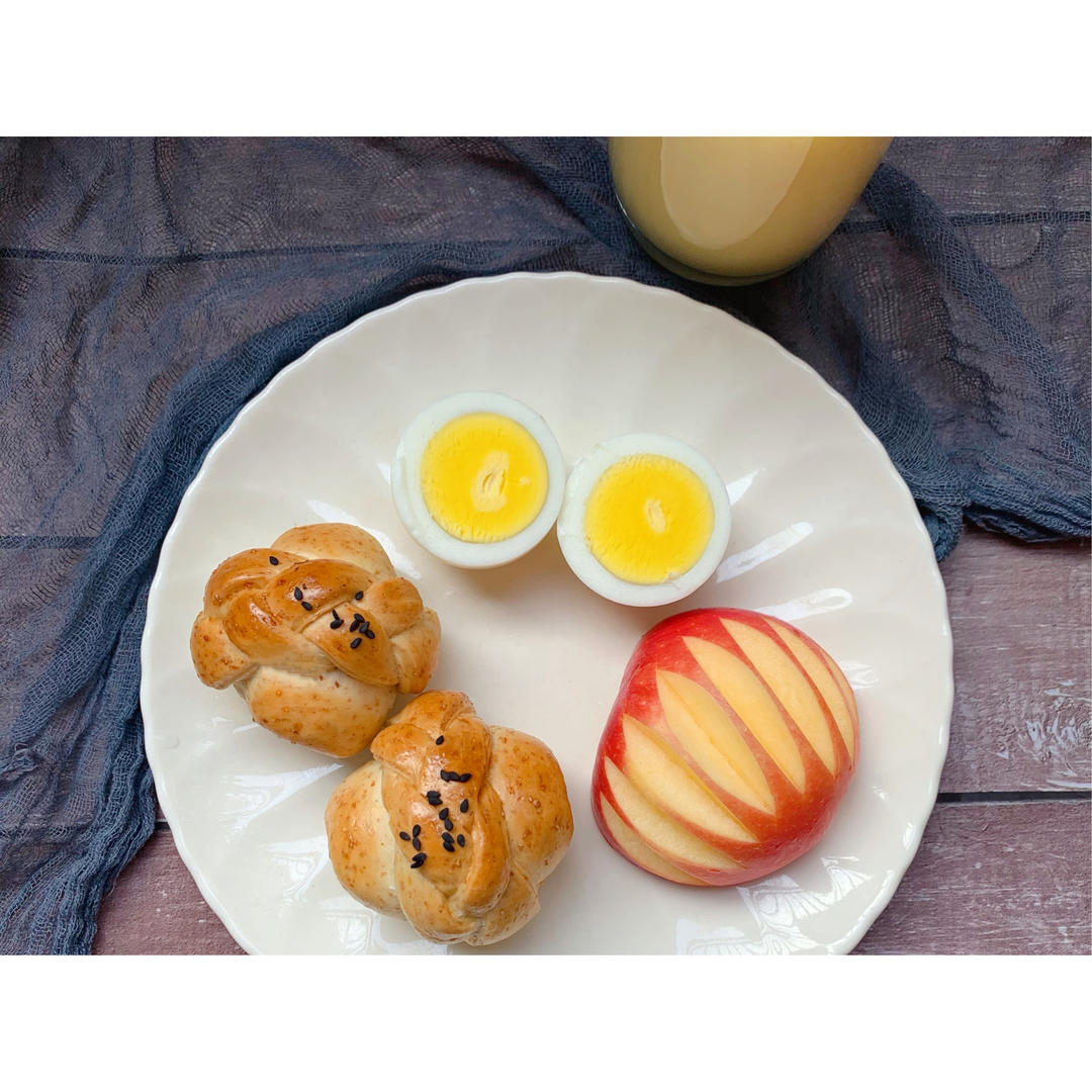 美味肠仔包 香肠面包