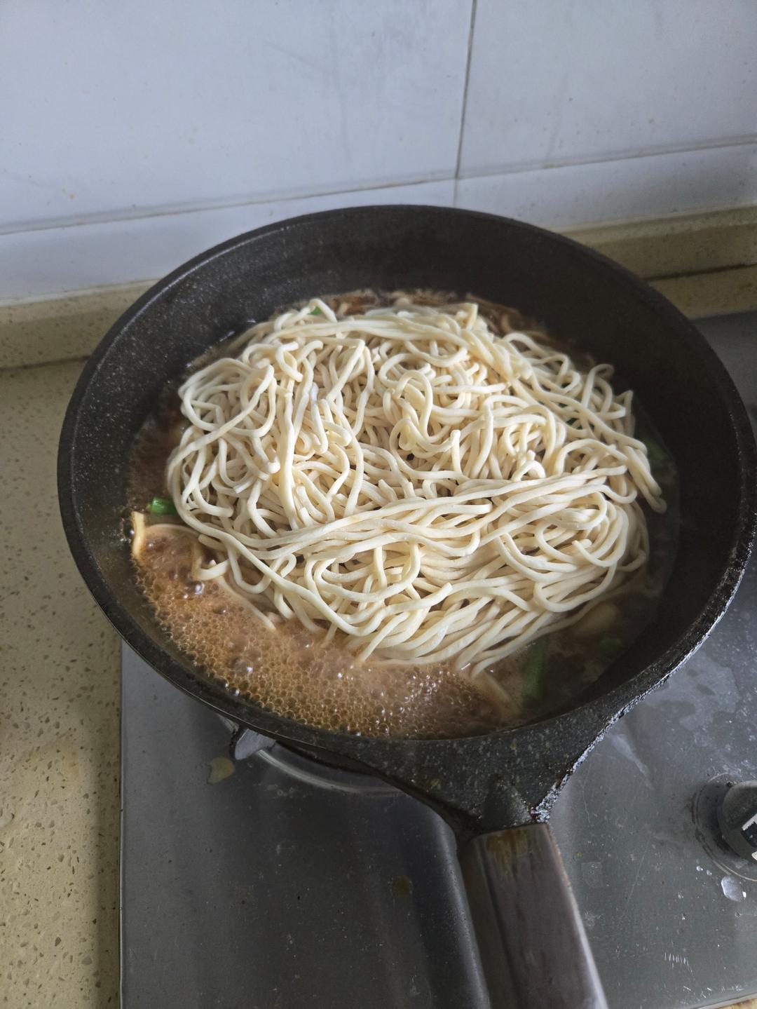排骨豆角焖面
