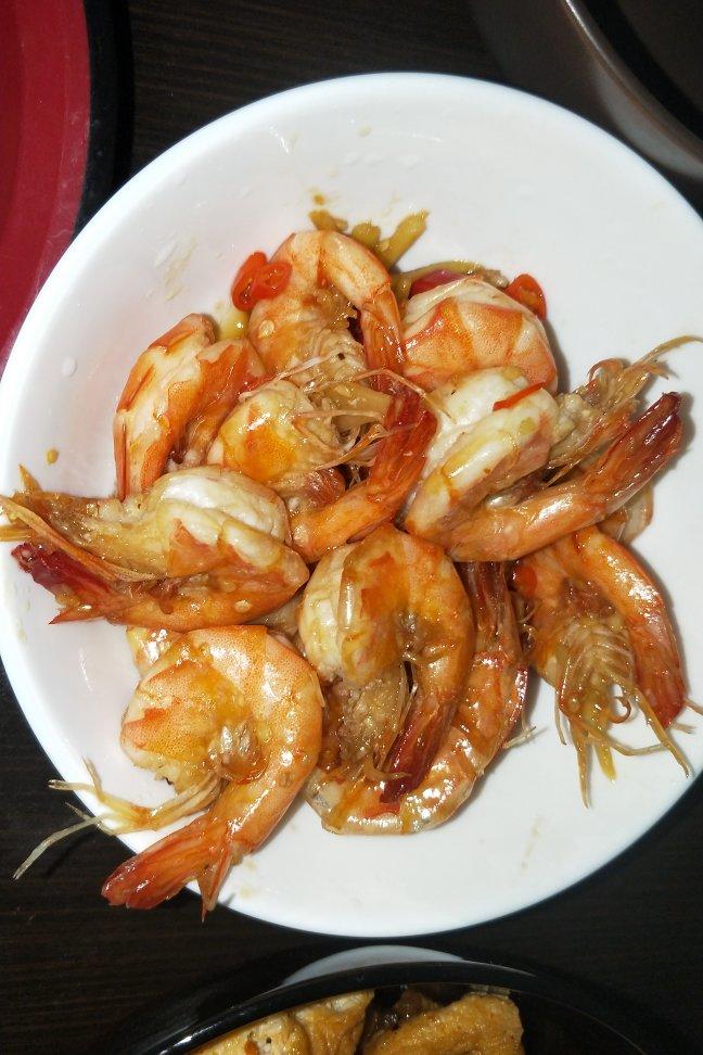 燕子做的开背蒜香虾