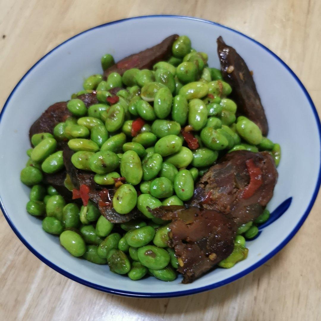 剁椒毛豆炒腊肠