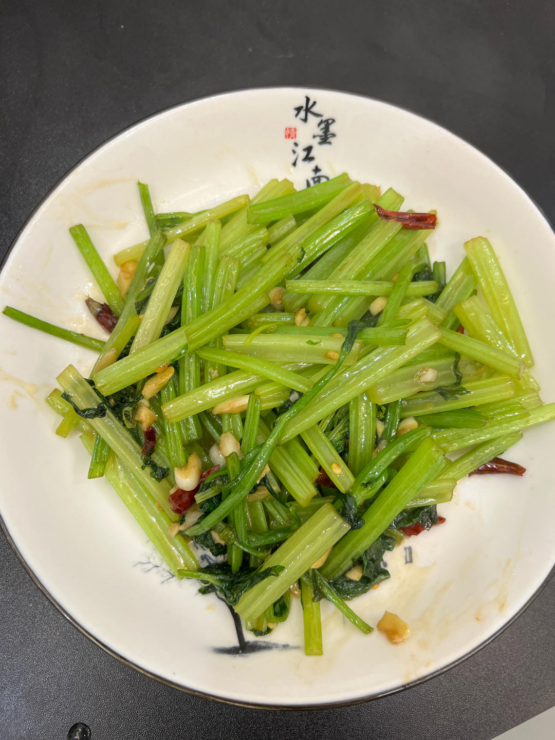 素炒芹菜