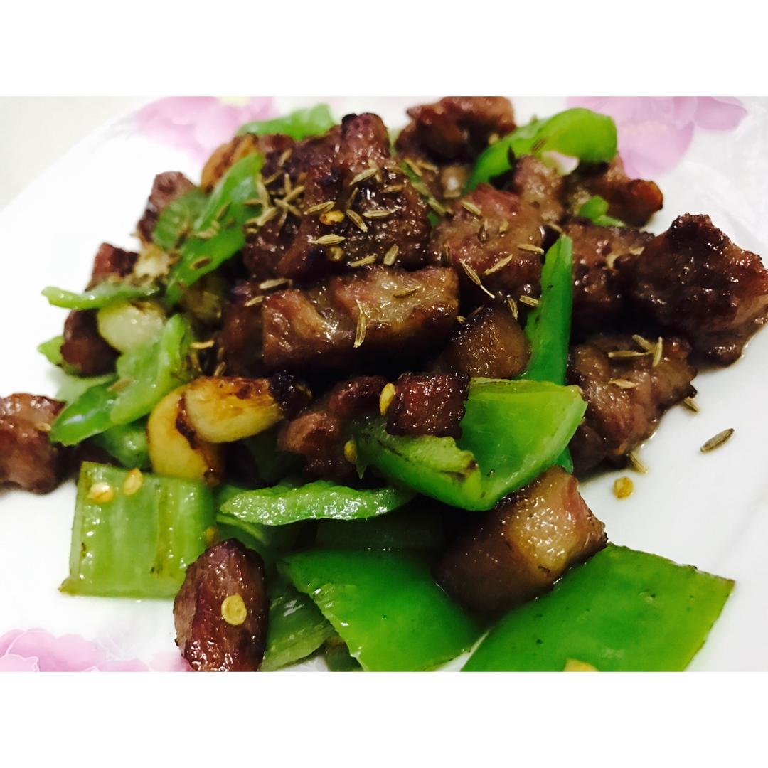 蒜烧牛肉粒