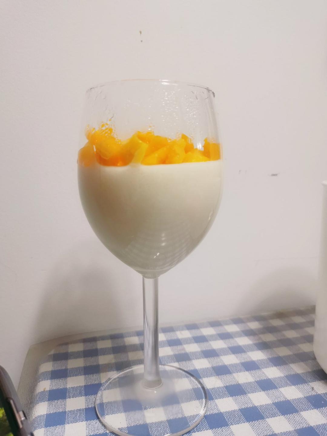 零失败的牛奶芒果布丁