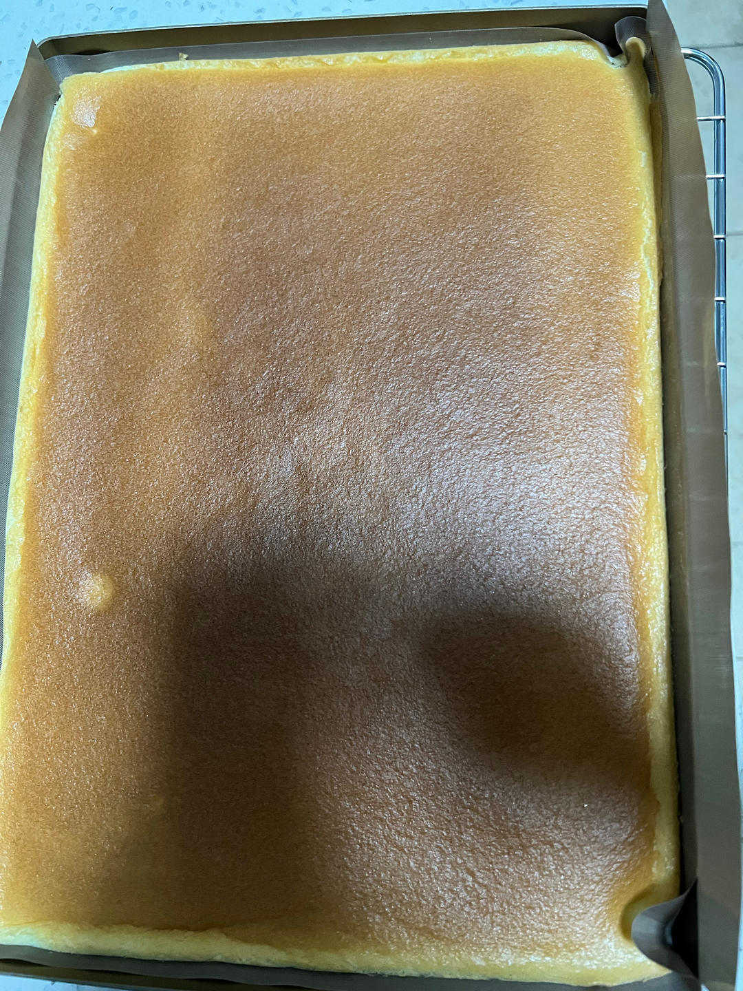 超详细的瑞士卷奶油蛋糕卷原味蛋糕卷的制作方法 饱满不掉皮不开裂（附模具换算方法）