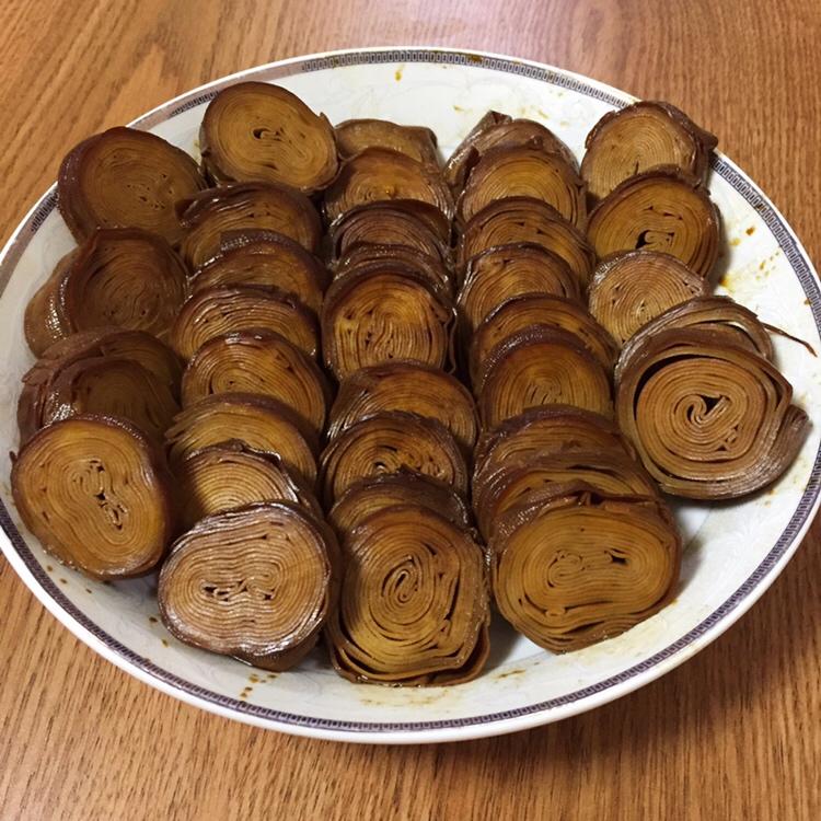 堂妈教你做香辣豆皮卷