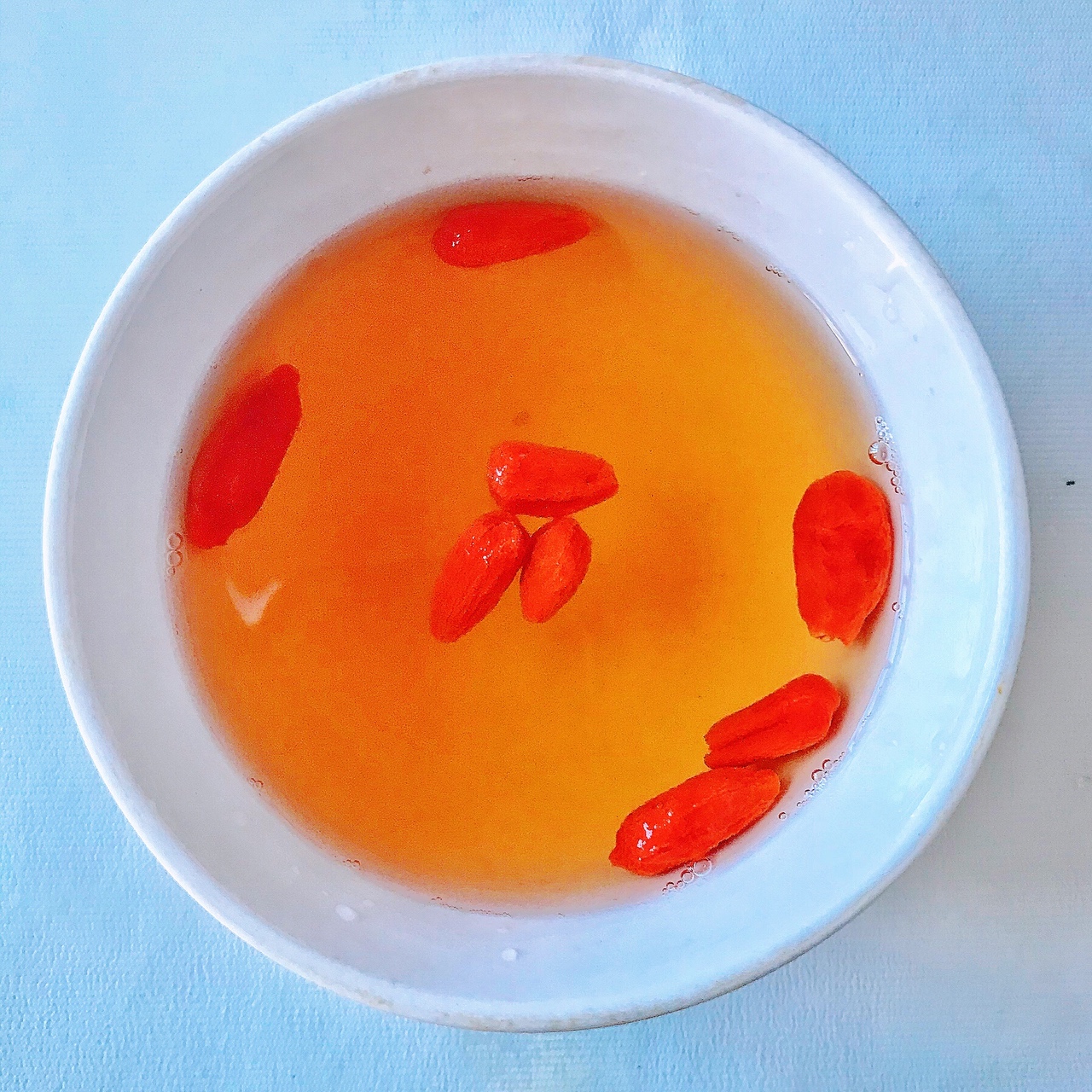 宝宝的开胃小甜汤—山楂红枣苹果汤的做法