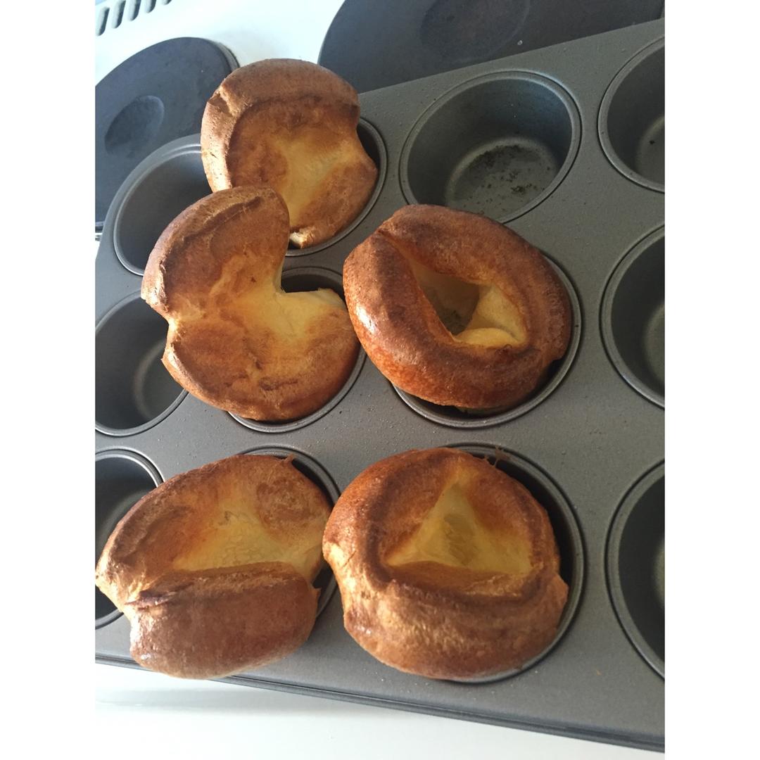 约克郡布丁（Yorkshire Pudding）