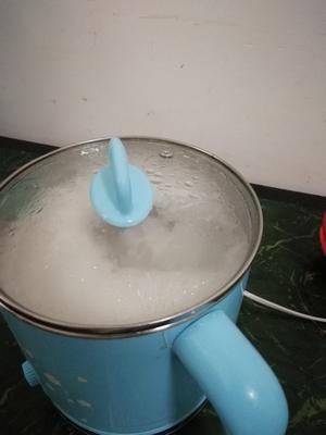 宿舍小电锅煮米饭的做法 步骤4