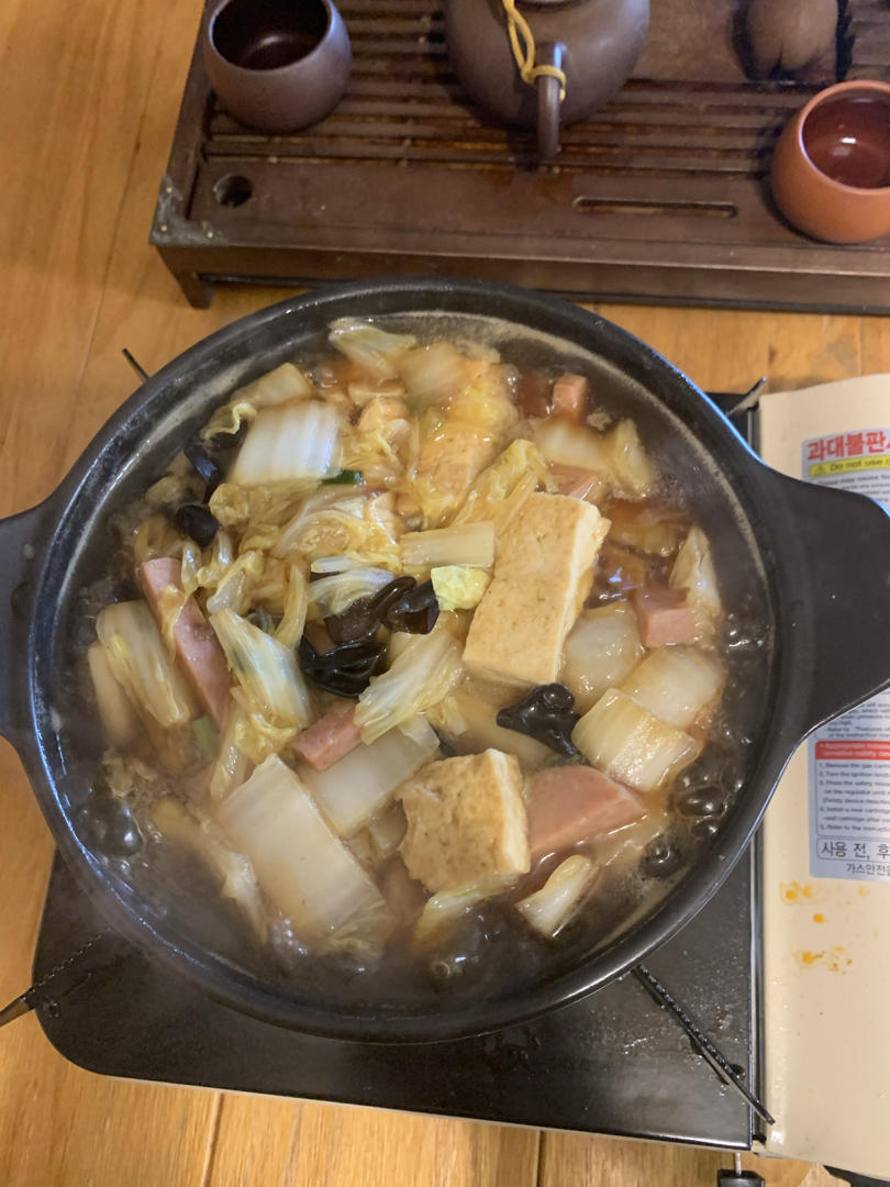 暖胃又下饭的香肠白菜豆腐煲🔥10分钟搞定