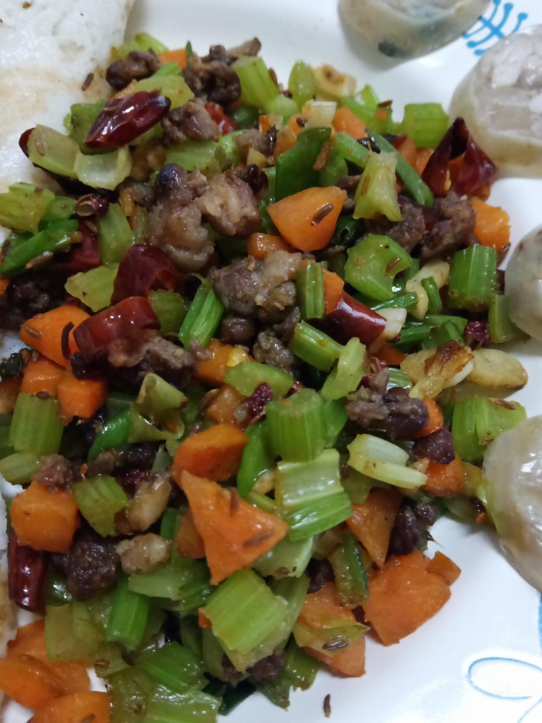芹菜牛肉沫
