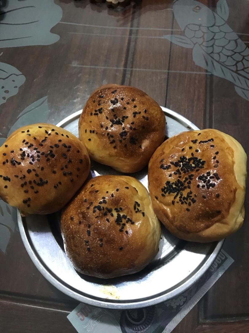 绵软清甜的豆沙小餐包