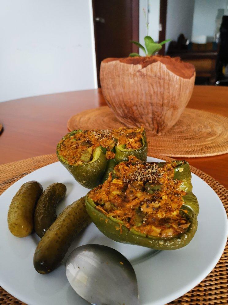 Keto Lunch tuna avocado cup