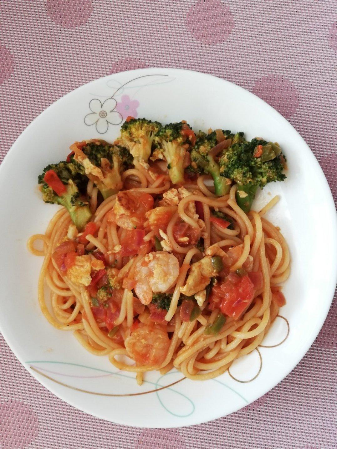 芝士番茄虾仁意面