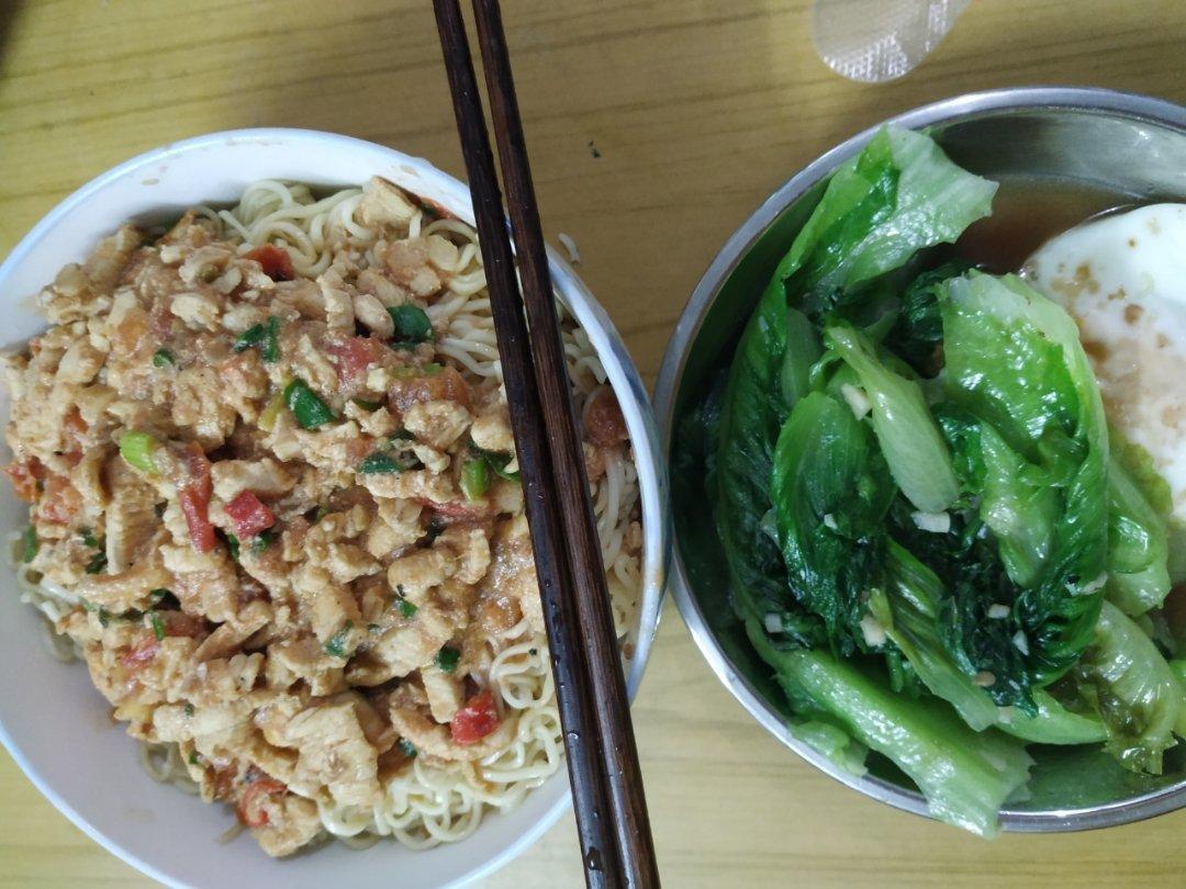 鸡胸肉番茄意面
