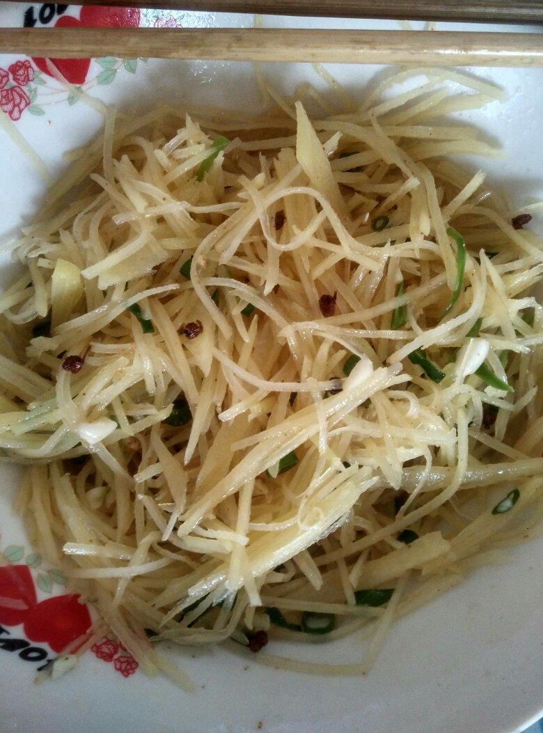 凉拌土豆丝