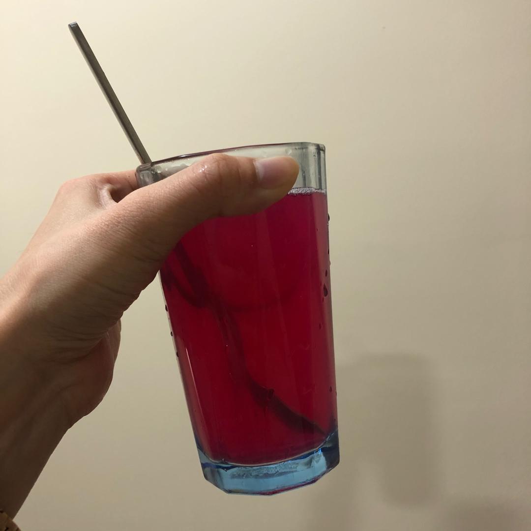 仙人掌果柠檬水
