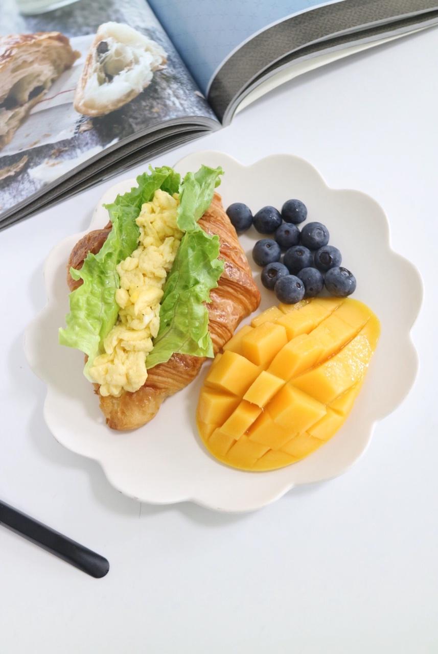 可颂三明治brunch