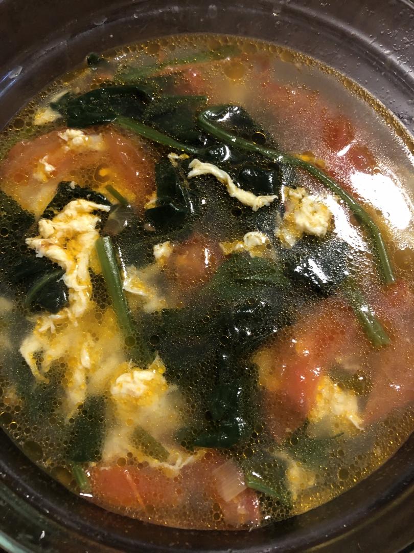 番茄鸡蛋菠菜汤