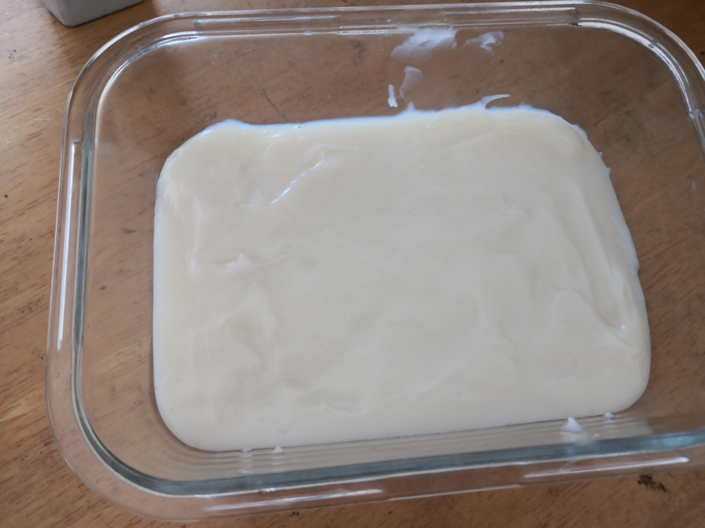 椰丝牛奶小方（简单易做）的做法 步骤3
