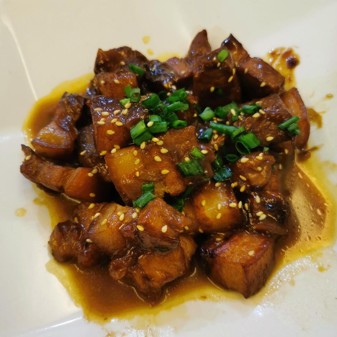 私房红烧肉 垂涎三尺软糯无比