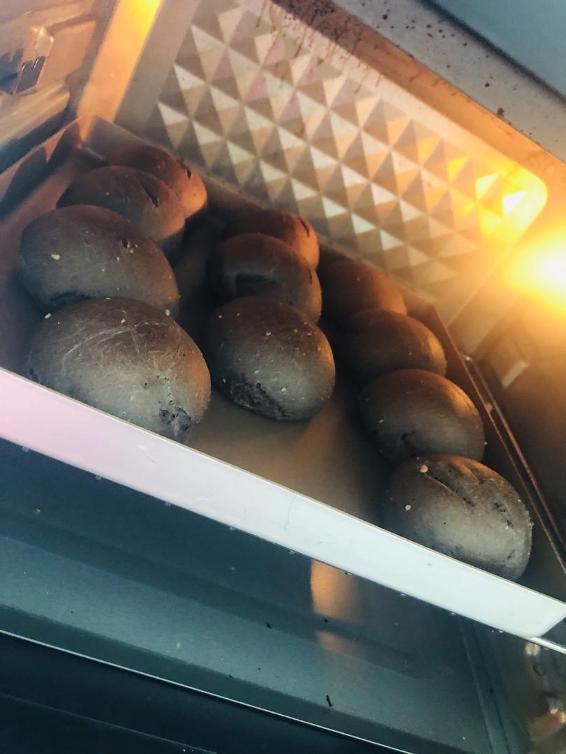 黑芝麻糊软面包