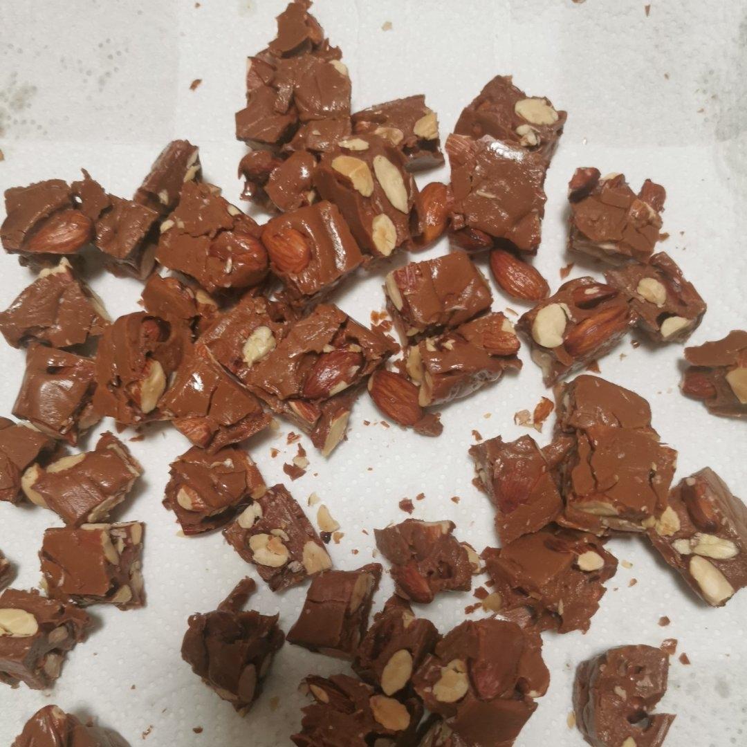 《Tinrry+》焦糖杏仁太妃糖