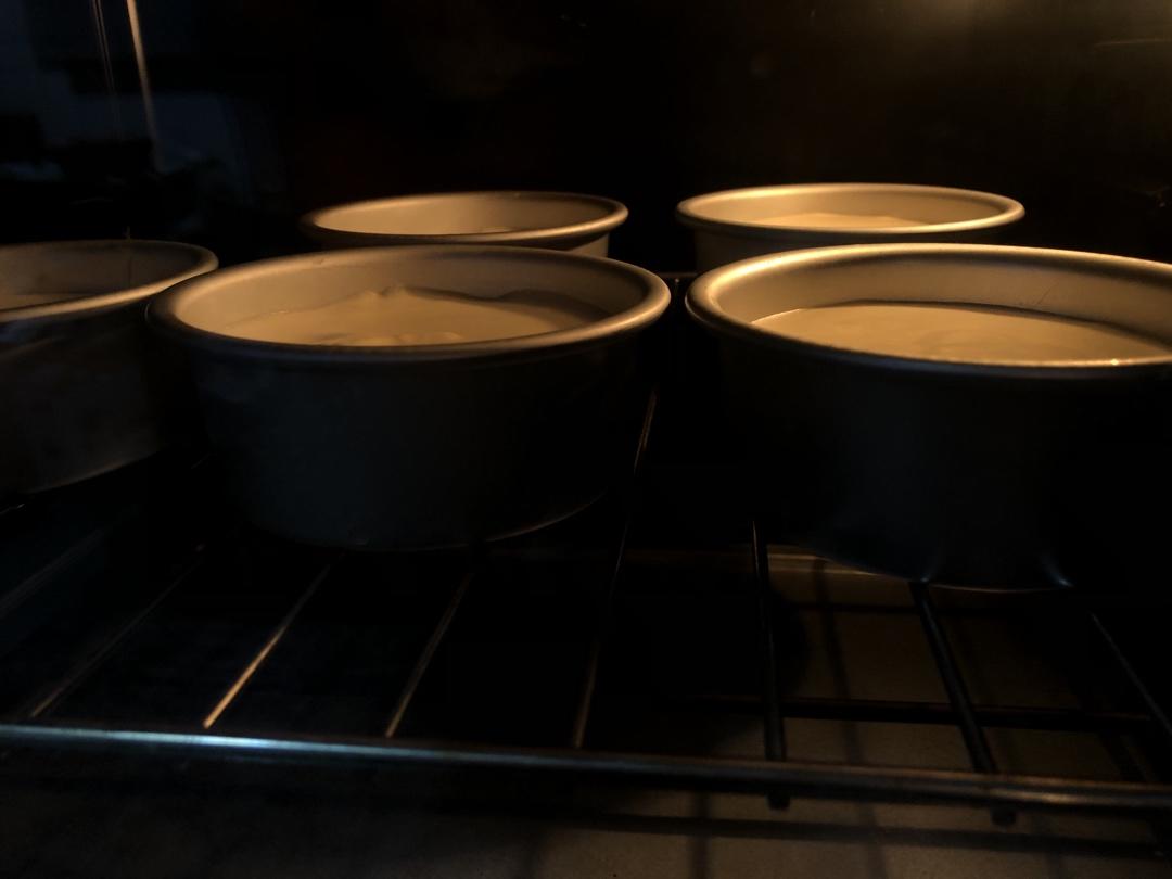戚风蛋糕胚（方子是两个4寸加高或者一个普通6寸）