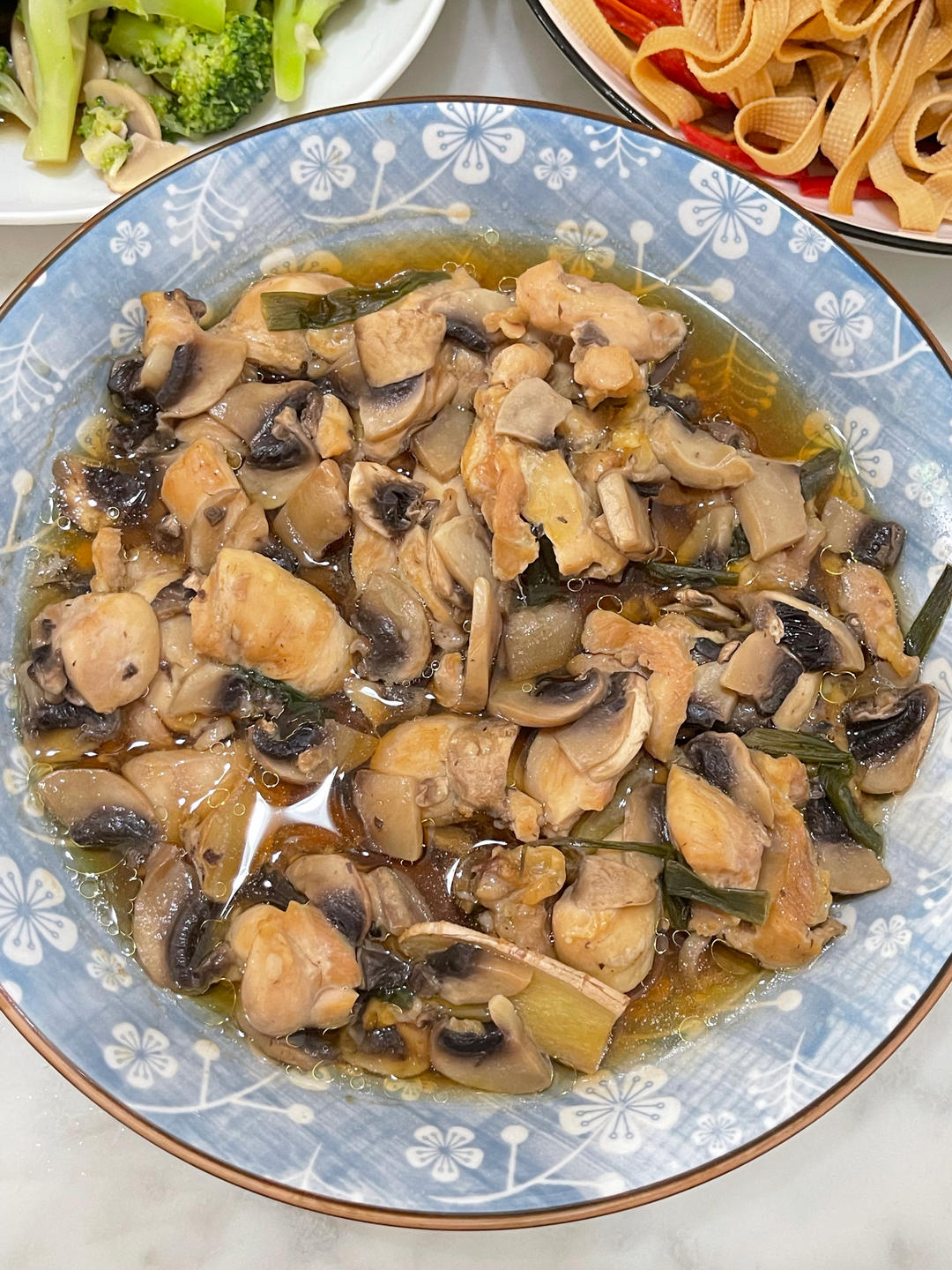 香菇滑鸡