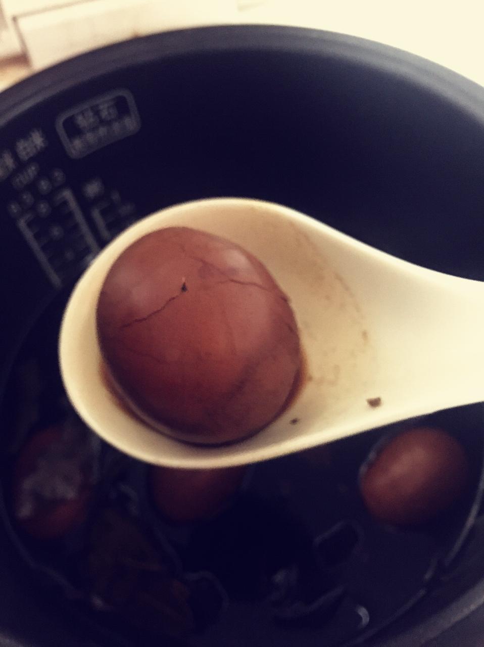 电饭煲煮五香茶叶蛋