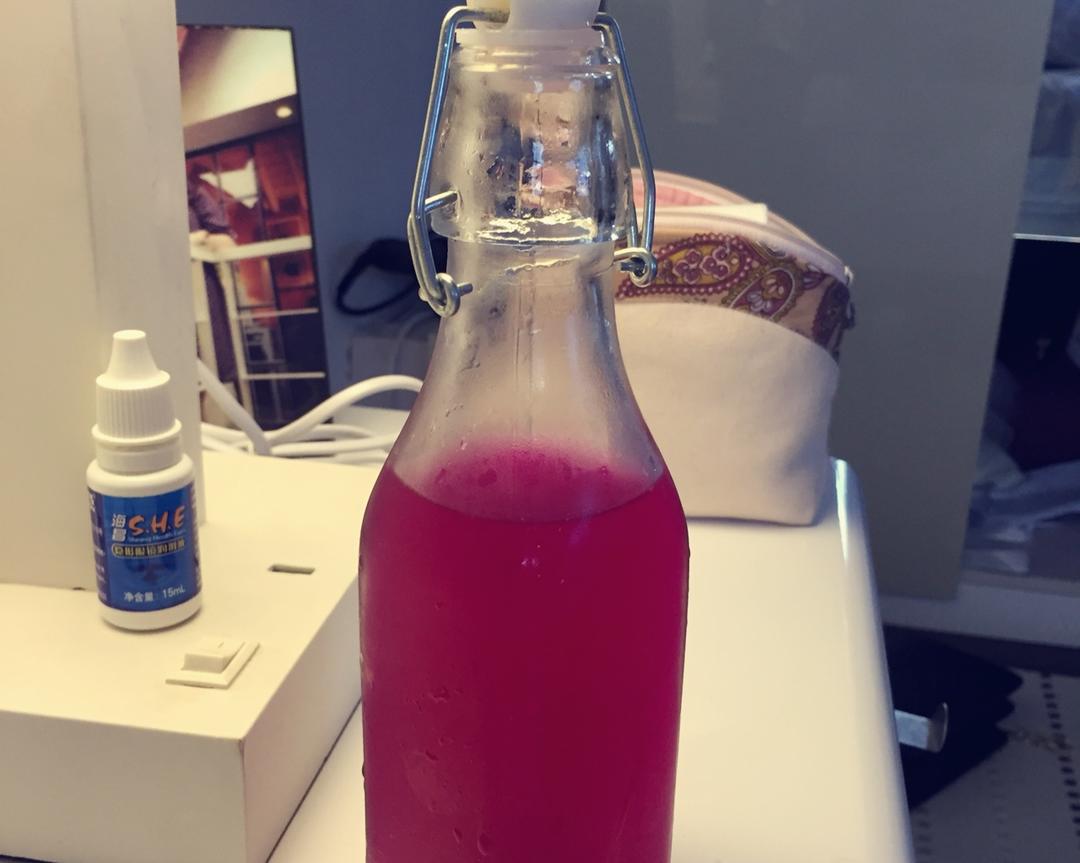 “活汽水”火龙果酵素的做法