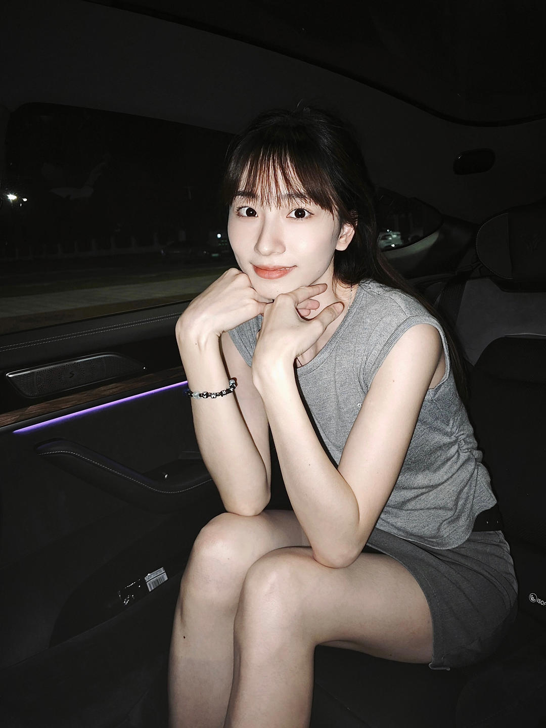 菠萝不要蜜_