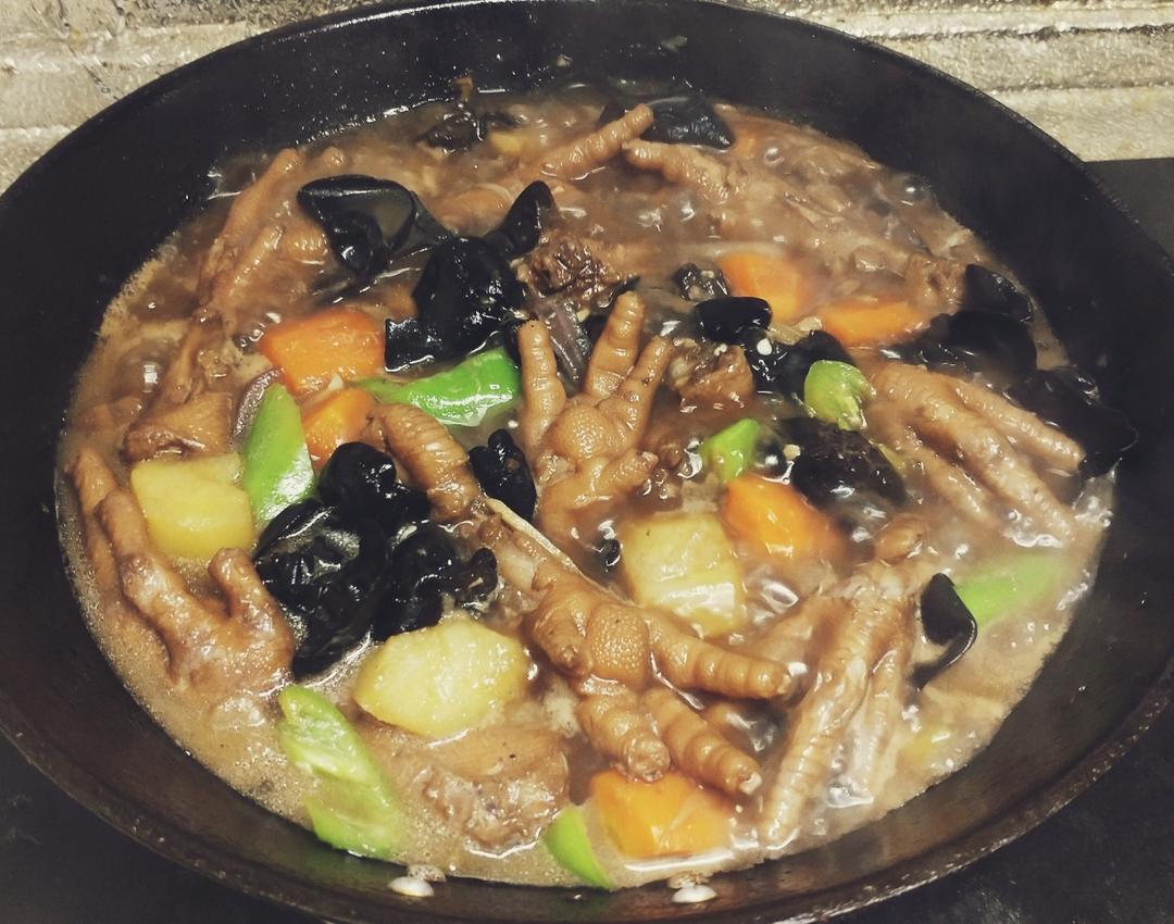 鸡爪煲(黄焖鸡,大盘鸡)的做法