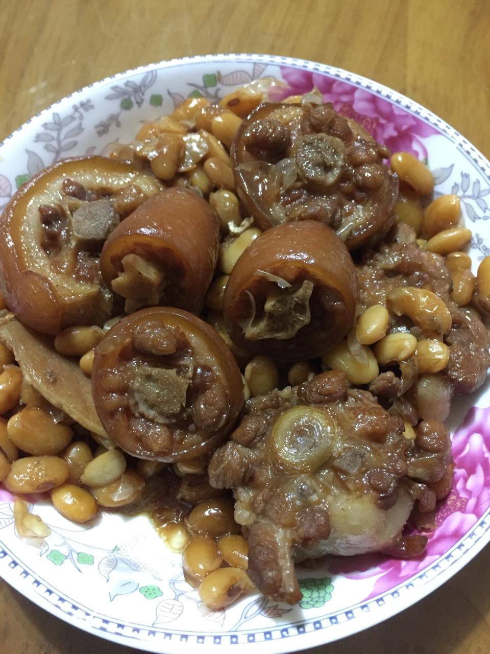 红烧猪尾