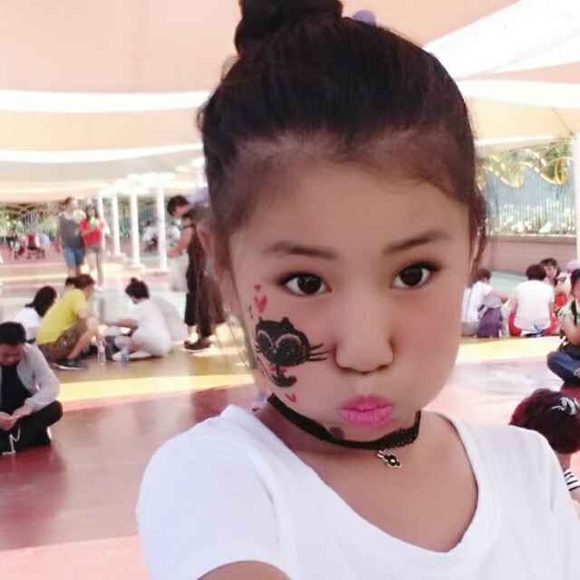 猫爱上鱼Cat