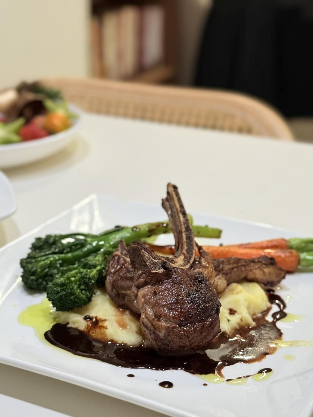 超好吃的烤羊排烤箱版